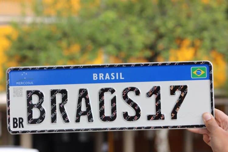 Placa do Carro: Impacto na Compra