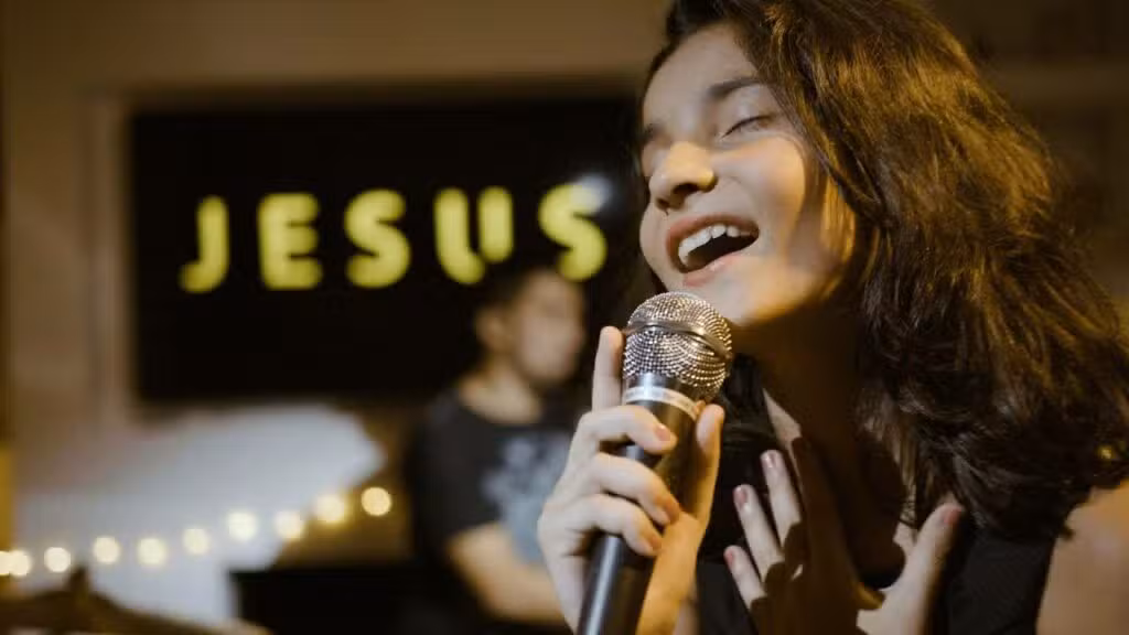 Ouça 10 Músicas Católicas Inspiradoras